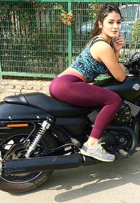 Bur Dubai Independent Escort